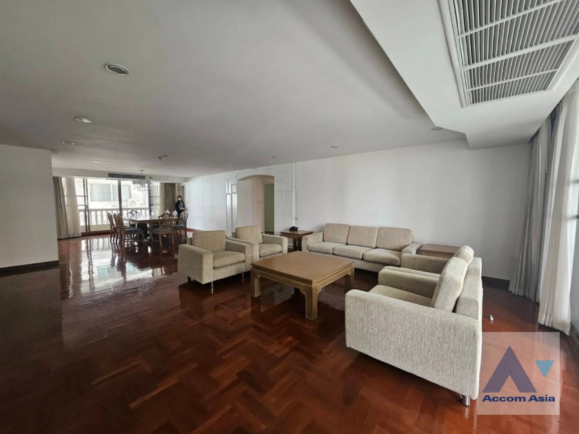  Family Size Residence Starting at 280 Sqm Apartment  3 Bedroom for Sale & Rent BTS Phrom Phong in Sukhumvit Bangkok
