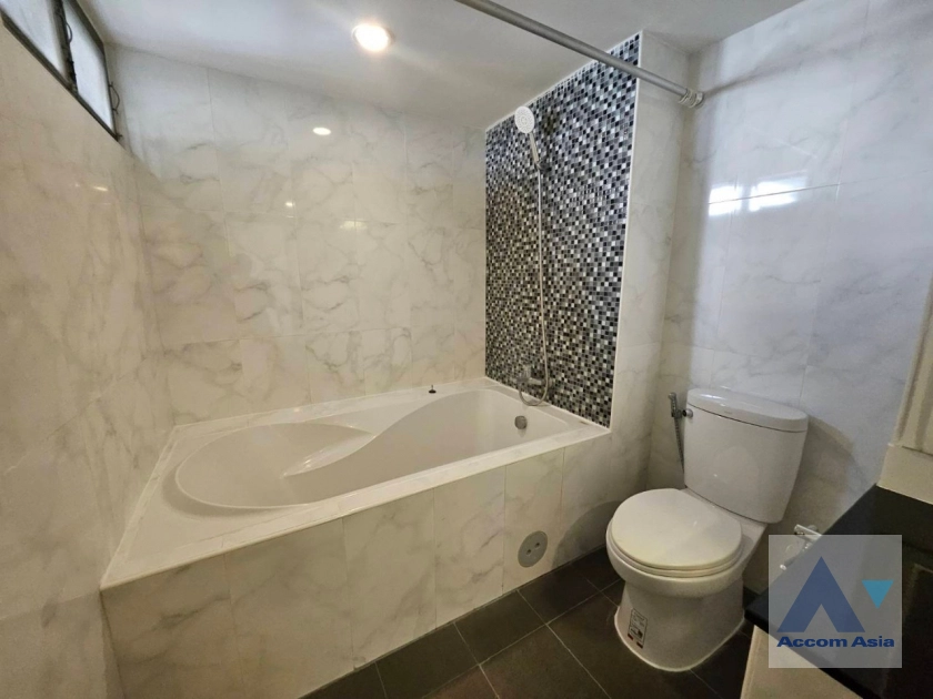 28  3 br Apartment for rent and sale in Sukhumvit ,Bangkok BTS Phrom Phong at Family Size Residence Starting at 280 Sqm AA40990