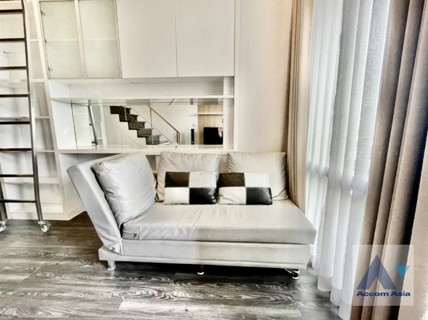 unit 1 Bedroom  Condominium For Rent in Sukhumvit, Bangkok  near BTS Thong Lo (AA41011)