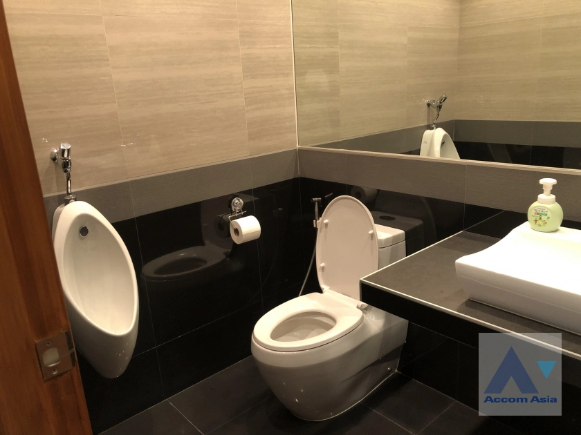 28  4 br House For Sale in Pattanakarn ,Bangkok  AA41012