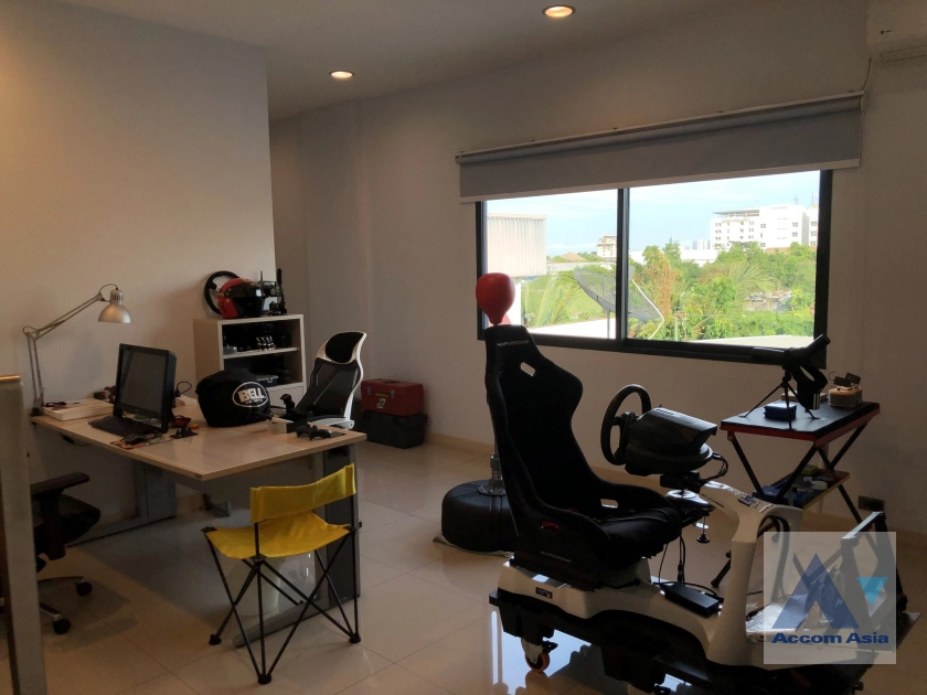 13  4 br House For Sale in Pattanakarn ,Bangkok  AA41012