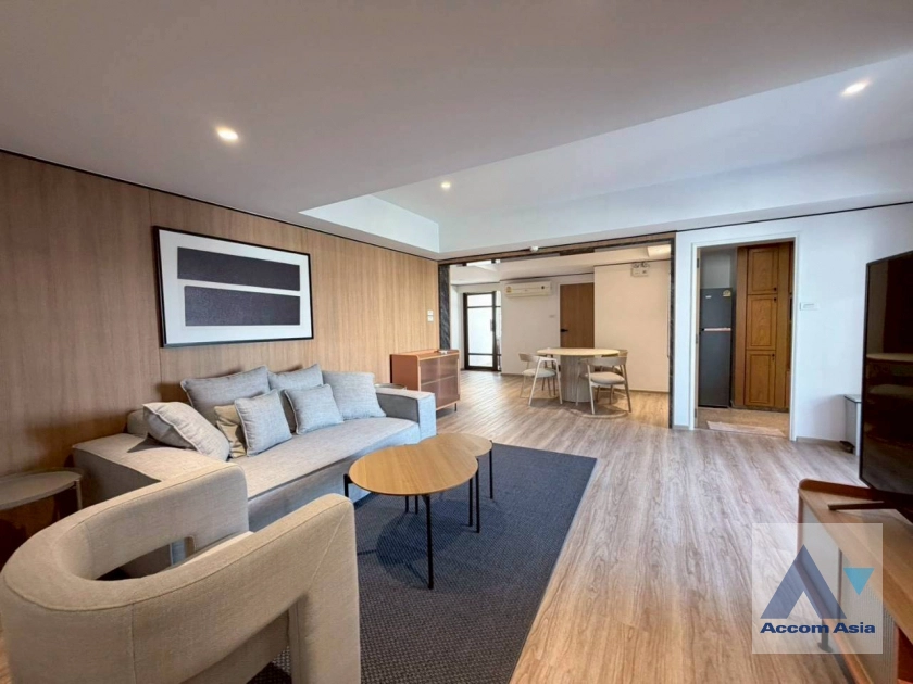 unit 2 Bedrooms  Apartment For Rent in Dusit, Bangkok  near BTS Thong Lo (AA41016)