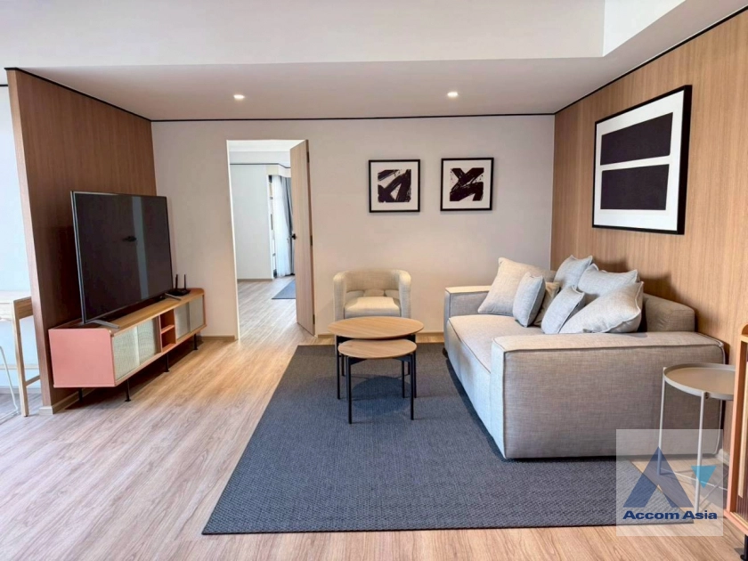 unit 2 Bedrooms  Apartment For Rent in Dusit, Bangkok  near BTS Thong Lo (AA41016)