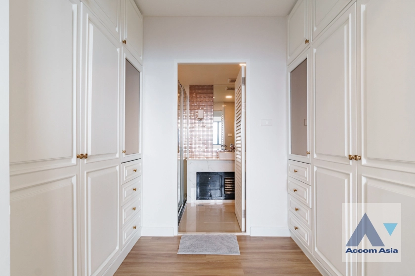 15  2 br Condominium for rent and sale in Sukhumvit ,Bangkok BTS Nana at Lake Green AA41022