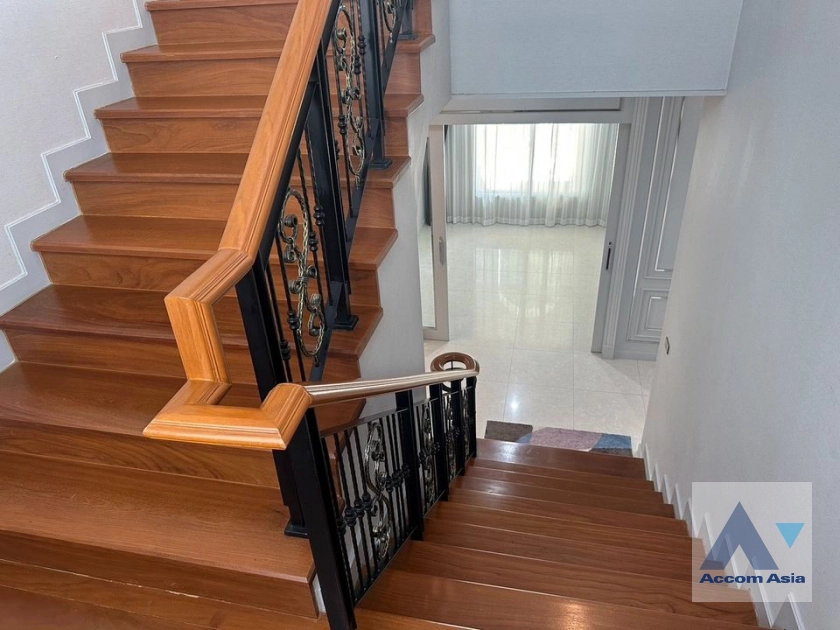 11  5 br House for rent and sale in Pattanakarn ,Bangkok  at Two Grande Monaco Bangna-Wongwaen AA41031