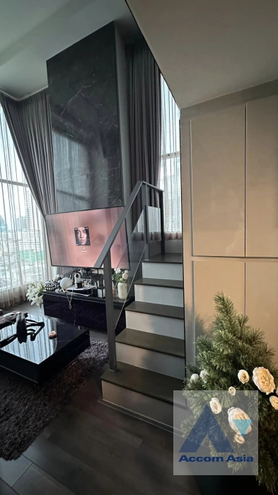  1  1 br Condominium For Sale in Ratchadaphisek ,Bangkok MRT Rama 9 at KNIGHTSBRIDGE SPACE – RAMA9 AA41033