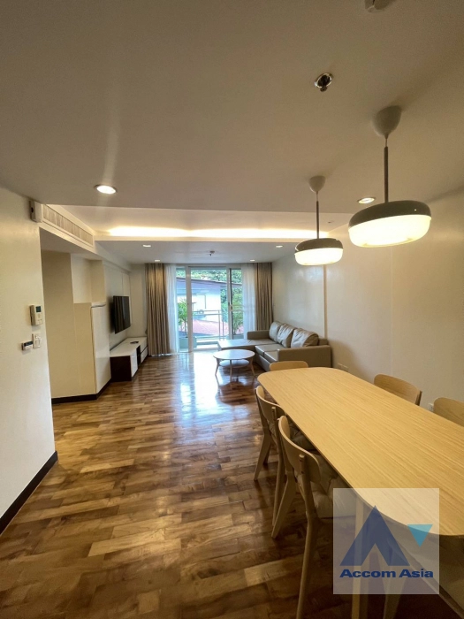 unit 3 Bedrooms  Apartment For Rent & Sale in Sukhumvit, Bangkok  near BTS Thong Lo (AA41040)