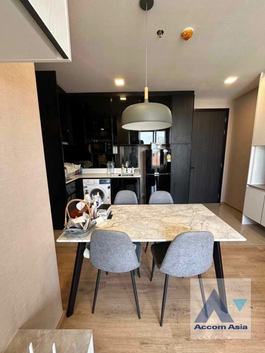 unit 2 Bedrooms  Condominium For Rent in Phaholyothin, Bangkok  near BTS Ari (AA41049)