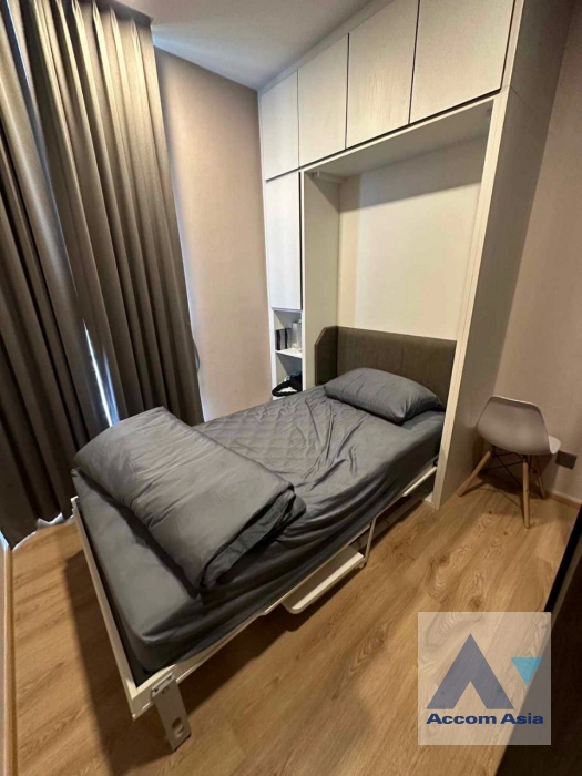 unit 2 Bedrooms  Condominium For Rent in Phaholyothin, Bangkok  near BTS Ari (AA41049)