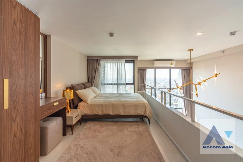 unitDuplex Condo |  1 Bedroom  Condominium For Rent in Sathorn, Bangkok  near BTS Chong Nonsi (AA41051)
