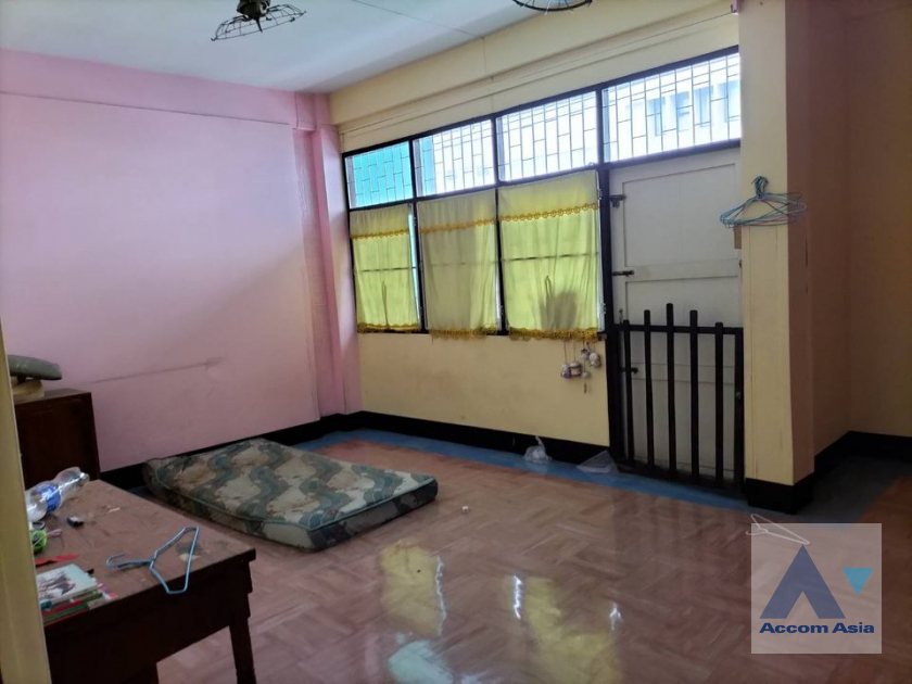 7  Building For Sale in Silom ,Bangkok  AA41053