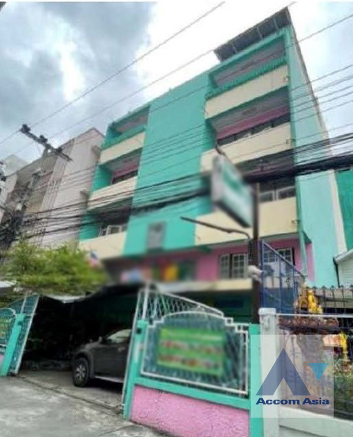  2  Building For Sale in Silom ,Bangkok  AA41053