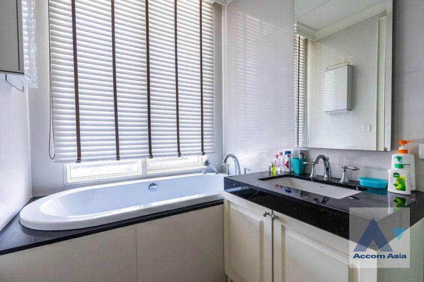 15  3 br Condominium for rent and sale in Sukhumvit ,Bangkok BTS Phrom Phong at Royce Private Residences AA41059