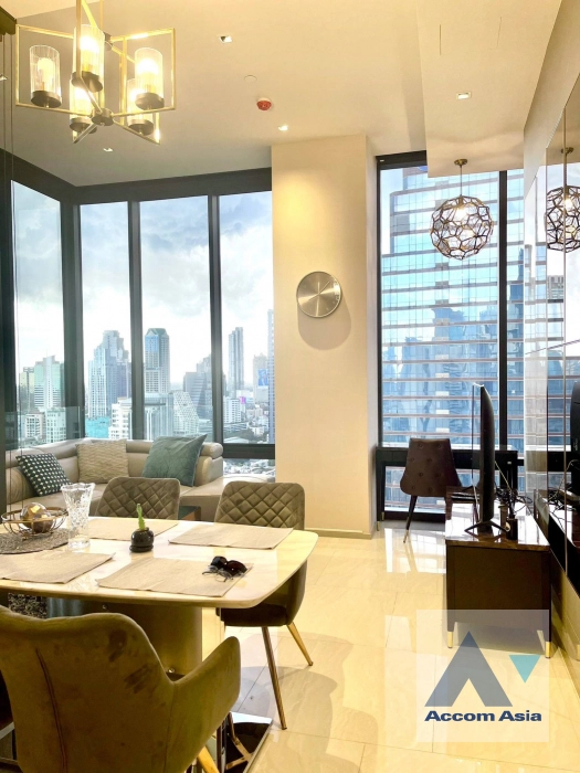 unit 2 Bedrooms  Condominium For Rent & Sale in Silom, Bangkok  near BTS Chong Nonsi (AA41060)