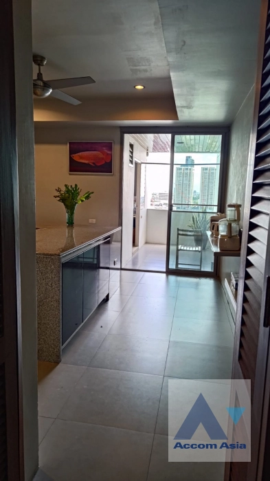 7  3 br Condominium For Sale in Sukhumvit ,Bangkok BTS Ekkamai at Oriental Tower AA41062