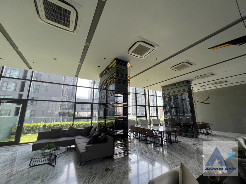 5  1 br Condominium for rent and sale in  ,Bangkok MRT Rama 9 - ARL Makkasan at Chewathai Residence Asoke AA41064