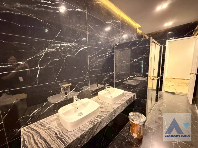 23  4 br House for rent and sale in Bang Na ,Bangkok BTS Bearing at Fantasia Villa 3  AA41069