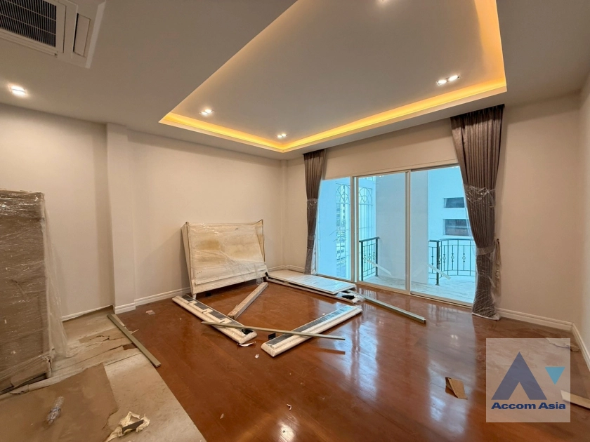 25  4 br House for rent and sale in Bang Na ,Bangkok BTS Bearing at Fantasia Villa 3  AA41069