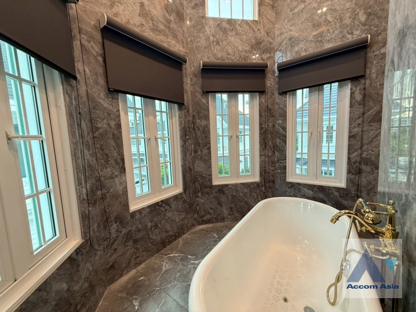 34  4 br House for rent and sale in Bang Na ,Bangkok BTS Bearing at Fantasia Villa 3  AA41069