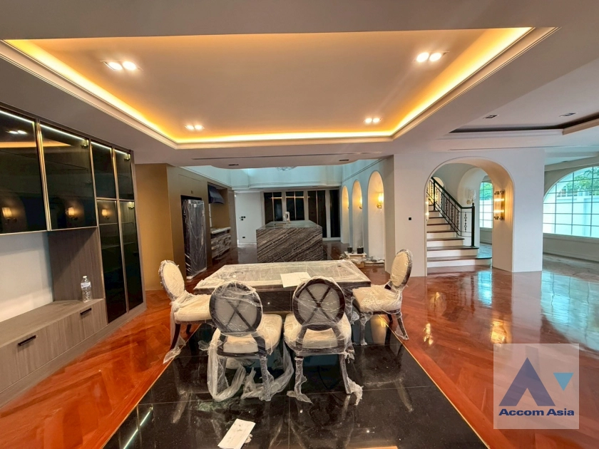 11  4 br House for rent and sale in Bang Na ,Bangkok BTS Bearing at Fantasia Villa 3  AA41069