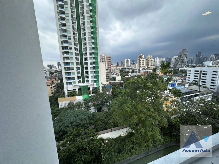 33  3 br Apartment for rent and sale in Sukhumvit ,Bangkok BTS Phrom Phong at High-Rise Serviced Apartment Near The Em District AA41071