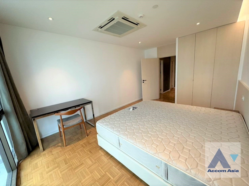 22  3 br Apartment for rent and sale in Sukhumvit ,Bangkok BTS Phrom Phong at High-Rise Serviced Apartment Near The Em District AA41071