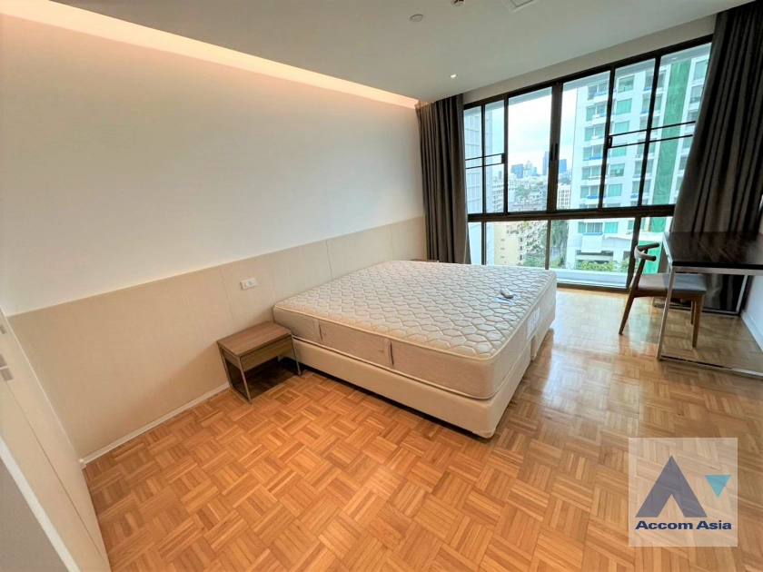 19  3 br Apartment for rent and sale in Sukhumvit ,Bangkok BTS Phrom Phong at High-Rise Serviced Apartment Near The Em District AA41071
