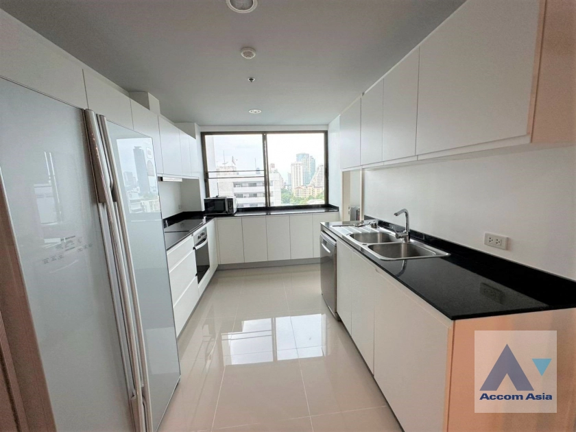 7  3 br Apartment for rent and sale in Sukhumvit ,Bangkok BTS Phrom Phong at High-Rise Serviced Apartment Near The Em District AA41071