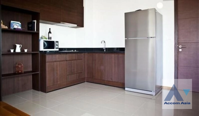 unit 2 Bedrooms  Condominium For Rent in Phaholyothin, Bangkok  near BTS Ari (AA41087)