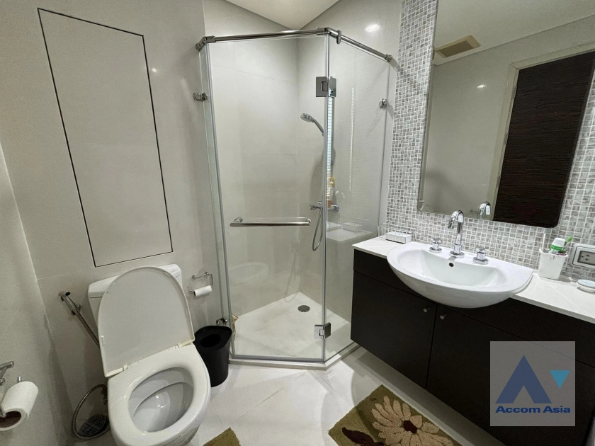 7  2 br Condominium For Rent in Charoen Nakhon ,Bangkok BTS Krung Thon Buri at WaterMark Chaophraya River AA41090