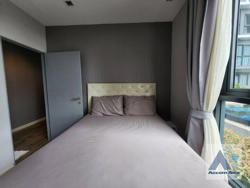 unit 2 Bedrooms  Condominium For Sale in Charoen Nakhon, Bangkok  (AA41098)