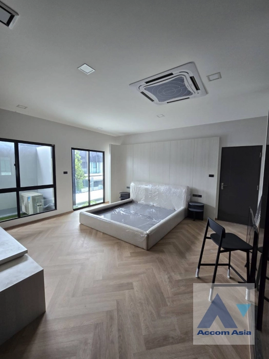  1  3 br Townhouse For Rent in Bang Na ,Bangkok  at Vive Bangna km.7 AA41101