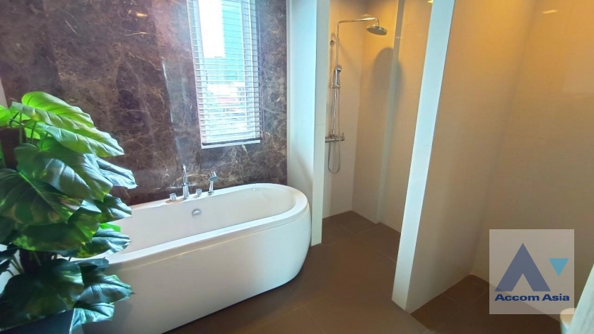 13  3 br Townhouse for rent and sale in Sathorn ,Bangkok BRT Nararam 3 at Cote Maison Rama 3 AA41106