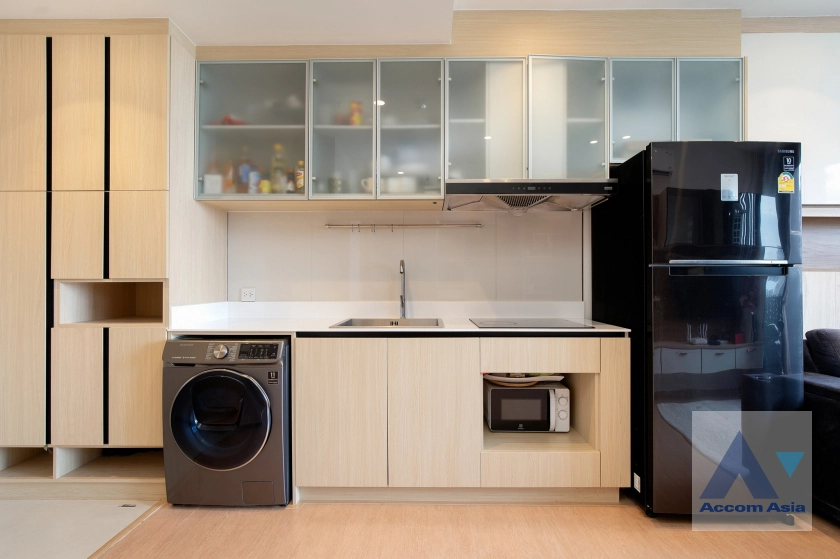 6  2 br Condominium For Sale in Sukhumvit ,Bangkok BTS Ekkamai at Maru Ekkamai 2 AA41124