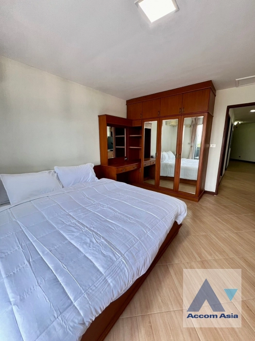 13  2 br Condominium For Rent in Ploenchit ,Bangkok BTS Ploenchit at Witthayu Complex AA41145