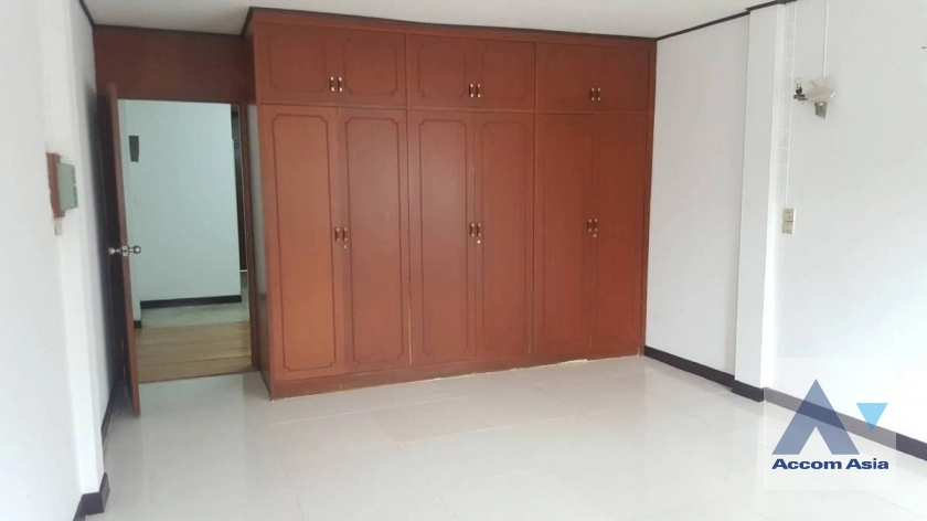 8  4 br Townhouse For Rent in Ratchadaphisek ,Bangkok MRT Thailand Cultural Center AA41151