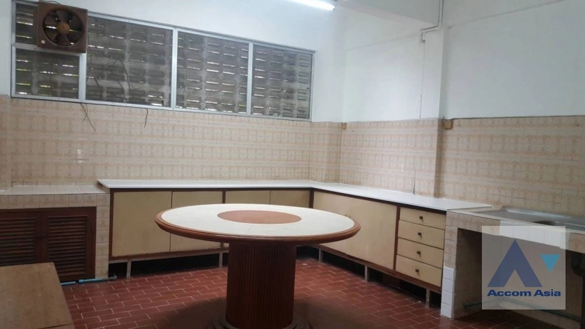 4  4 br Townhouse For Rent in Ratchadaphisek ,Bangkok MRT Thailand Cultural Center AA41151