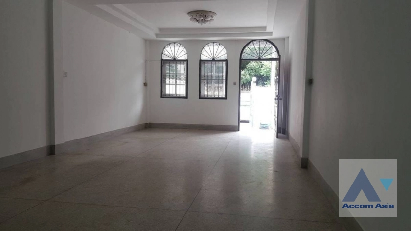  1  4 br Townhouse For Rent in Ratchadaphisek ,Bangkok MRT Thailand Cultural Center AA41151
