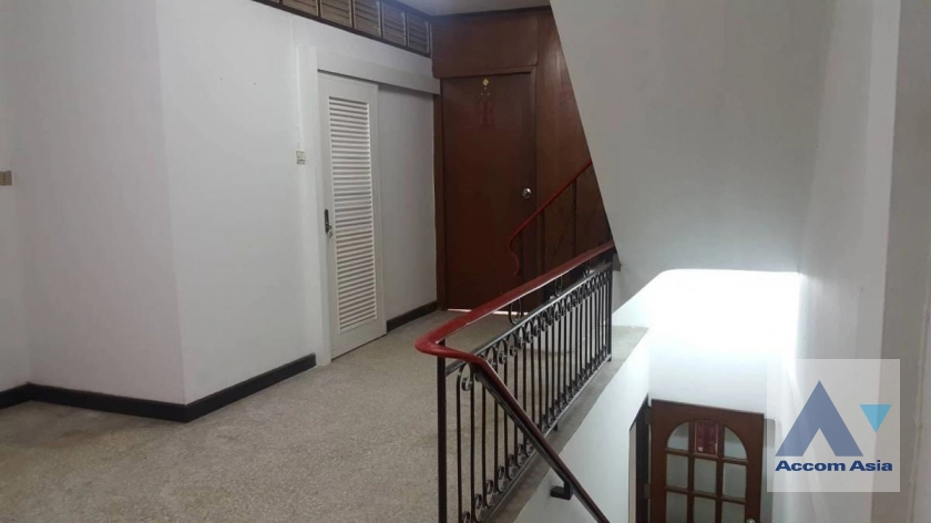 7  4 br Townhouse For Rent in Ratchadaphisek ,Bangkok MRT Thailand Cultural Center AA41151