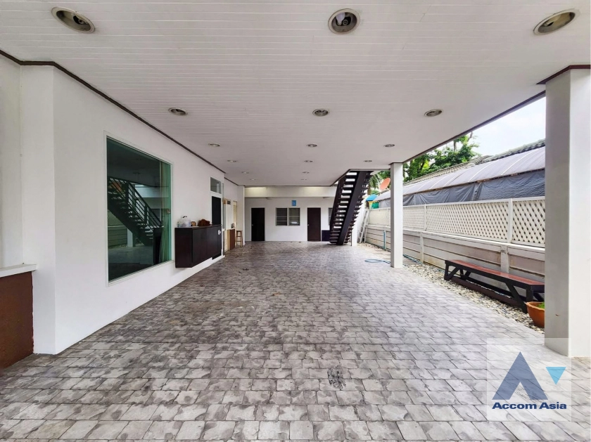 28  3 br House for rent and sale in Lat Phrao ,Bangkok  at Baan Ladprao AA41154