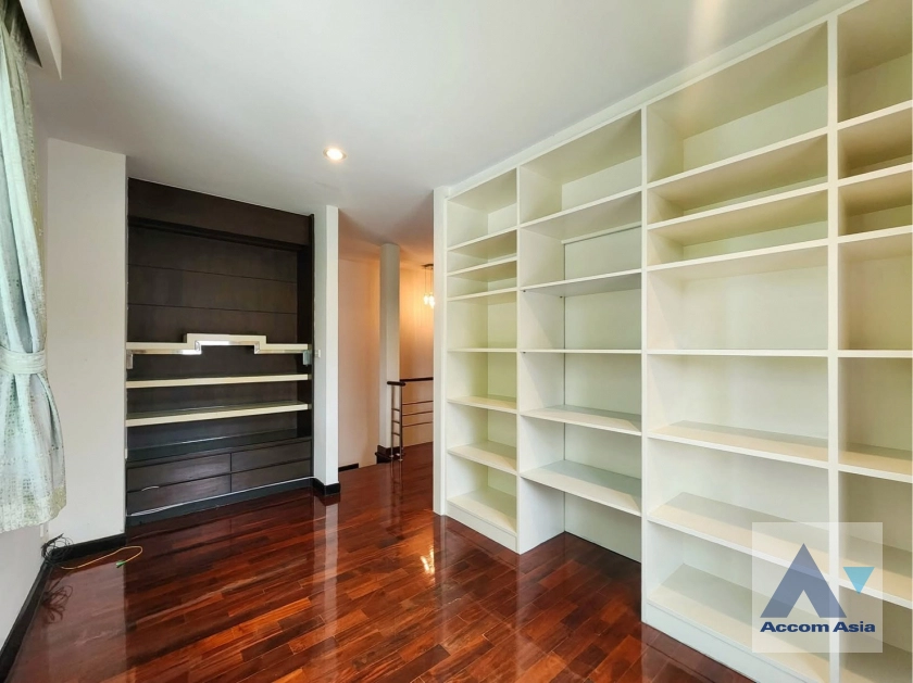 21  3 br House for rent and sale in Lat Phrao ,Bangkok  at Baan Ladprao AA41154