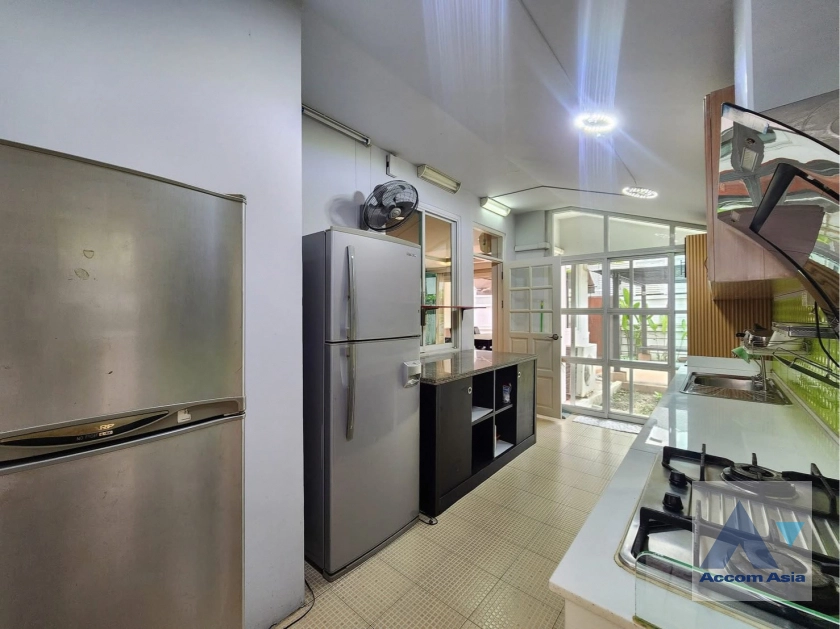 6  3 br House for rent and sale in Lat Phrao ,Bangkok  at Baan Ladprao AA41154