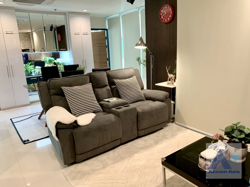Corner Unit | Sukhumvit Living Town Condominium  2 Bedroom for Sale & Rent MRT Phetchaburi in Sukhumvit Bangkok