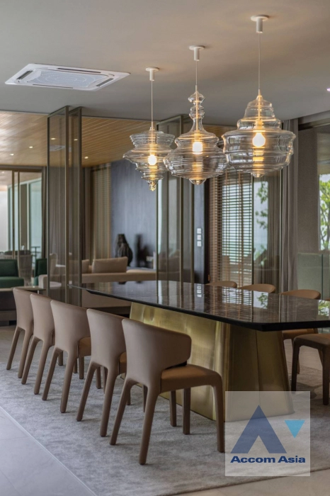 9  5 br House For Sale in Lat Phrao ,Bangkok  AA41171