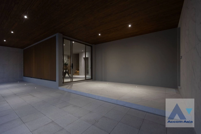 34  5 br House For Sale in Lat Phrao ,Bangkok  AA41171