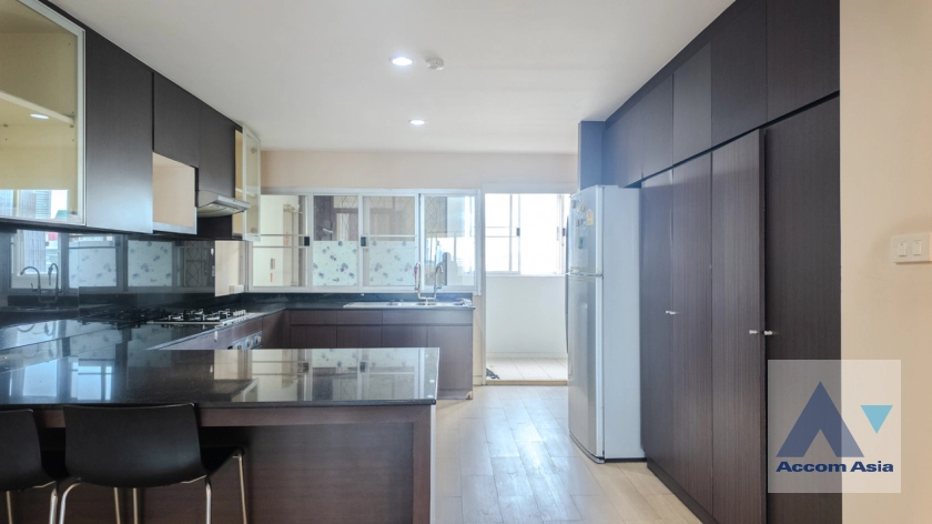 unitPet friendly |  3 Bedrooms  Condominium For Rent in Sukhumvit, Bangkok  near BTS Phrom Phong (AA41175)