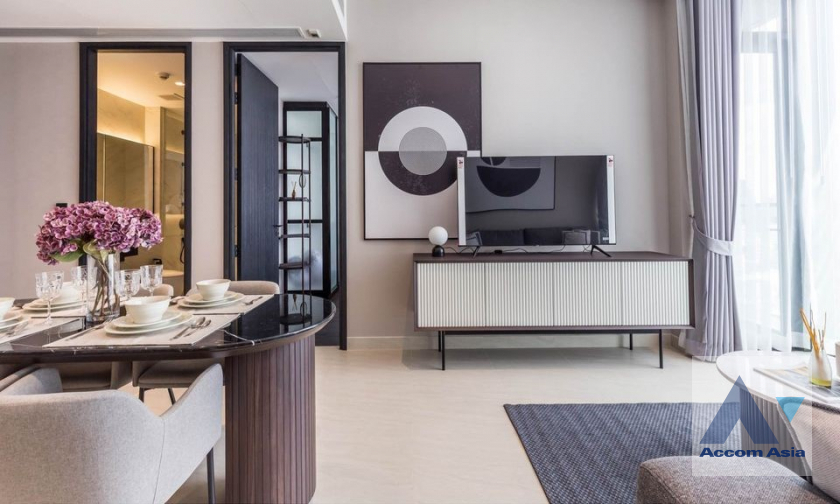 unit 1 Bedroom  Condominium For Rent in Sathorn, Bangkok  near BTS Chong Nonsi (AA41185)