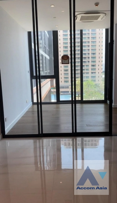 unit 1 Bedroom  Condominium For Rent in Sathorn, Bangkok  near BTS Chong Nonsi - MRT Lumphini (AA41186)