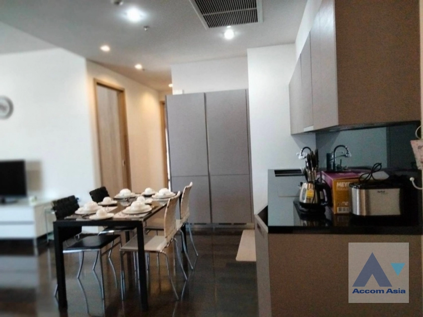 unit 2 Bedrooms  Condominium For Rent in Sukhumvit, Bangkok  near BTS Phrom Phong (AA41187)