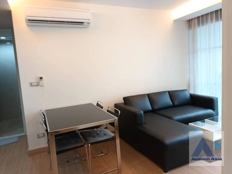unit 2 Bedrooms  Condominium For Rent in Sukhumvit, Bangkok  near BTS Thong Lo (AA41189)